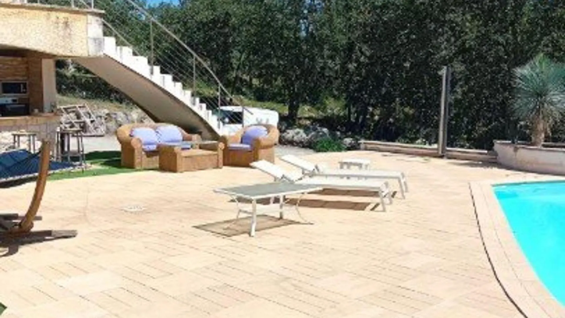 Holiday home Villa T6 En Ardeche Avec Piscine Et Animaux Acceptes - Fr-1-382-220 Saint Alban Auriolles