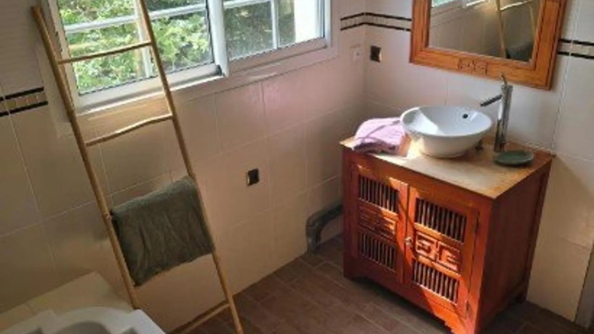 Villa T6 En Ardeche Avec Piscine Et Animaux Acceptes - Fr-1-382-220 Saint Alban Auriolles 0*,