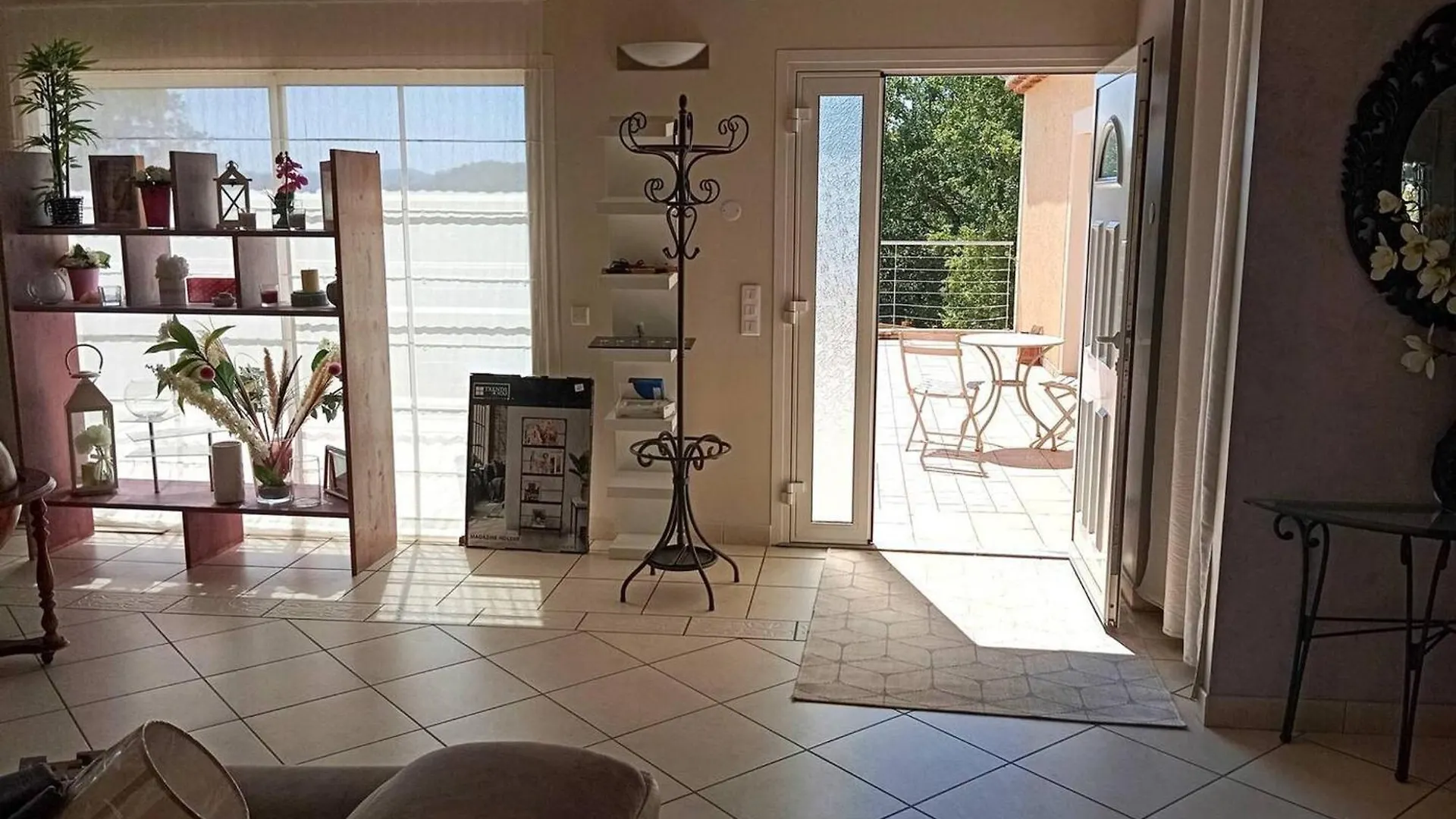 Villa T6 En Ardeche Avec Piscine Et Animaux Acceptes - Fr-1-382-220 Saint Alban Auriolles 0*,  France