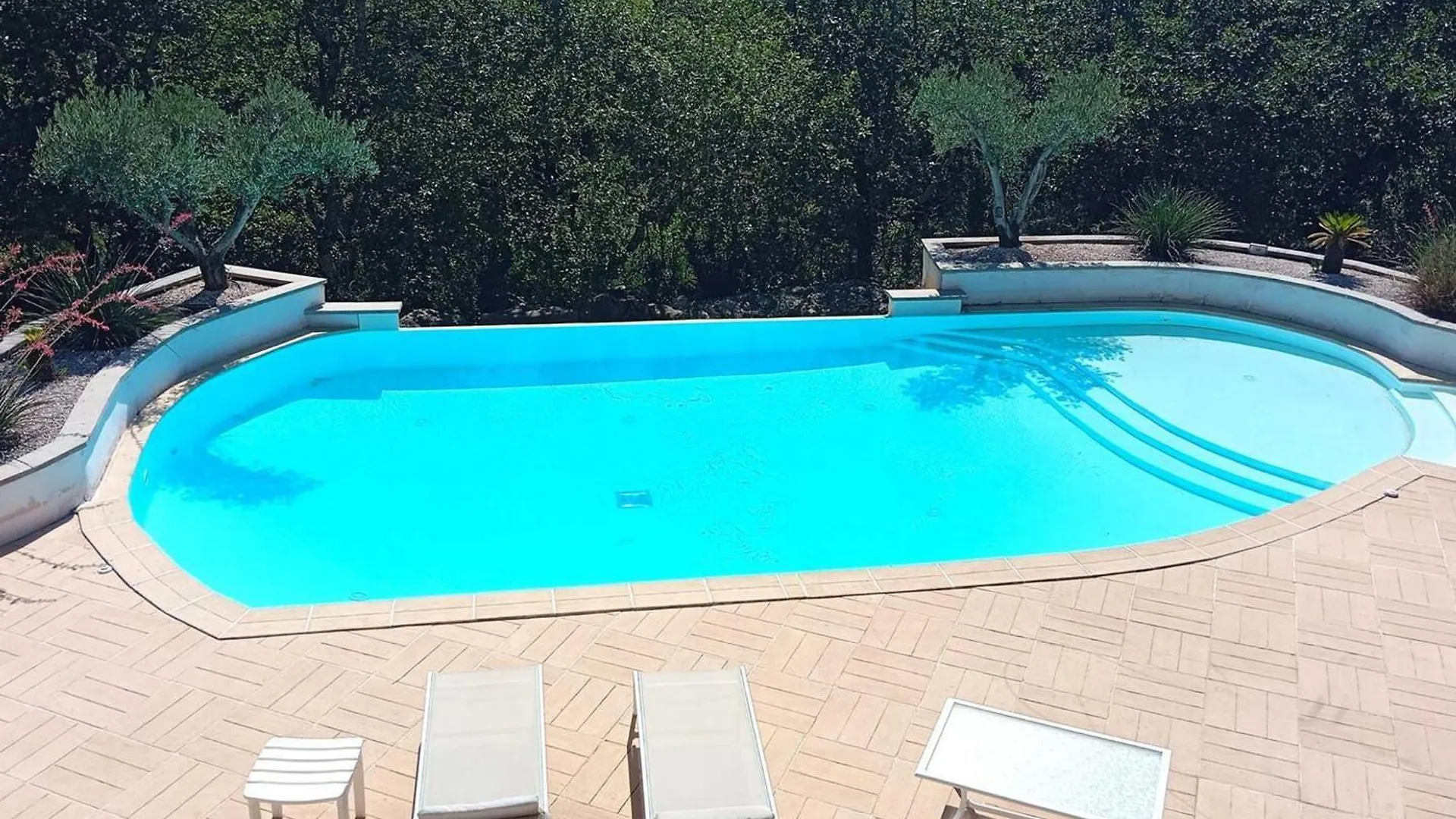 Holiday home Villa T6 En Ardeche Avec Piscine Et Animaux Acceptes - Fr-1-382-220 Saint Alban Auriolles