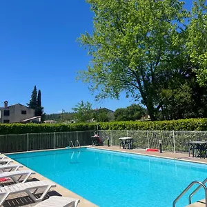 2* Hotel Restaurant Douce France